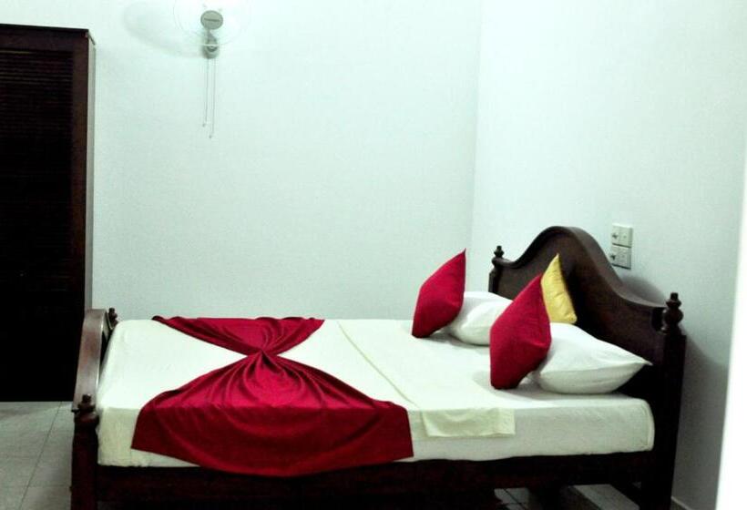 이코노미 룸, Solal Villa