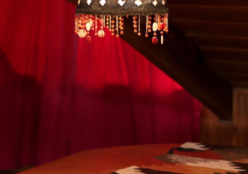 غرفة عائلية, Flor Austral