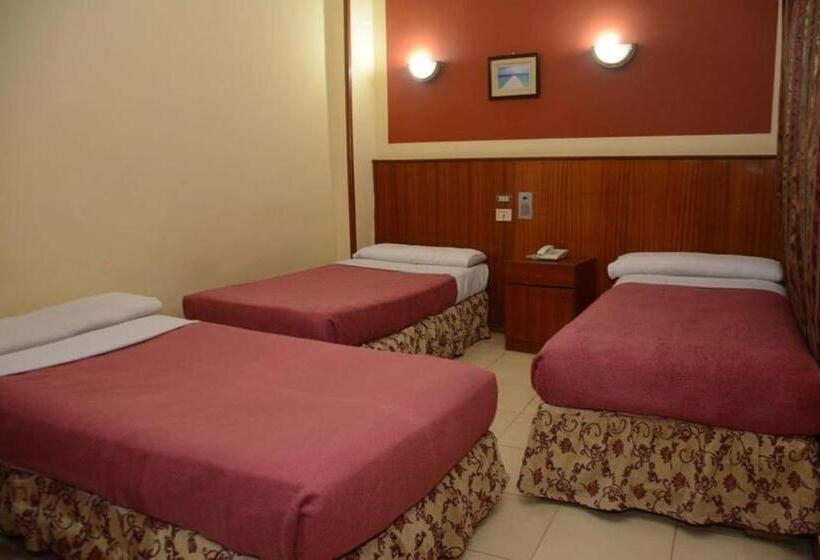 Economy Triple Room, New Saint Catherine