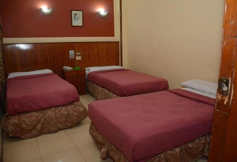 Economy Triple Room, New Saint Catherine