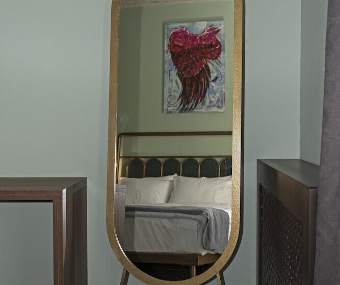 اتاق استاندارد, Paliani