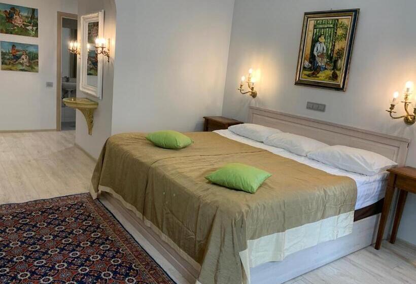استودیو خانوادگی, Nb Apartments Riga Old Town