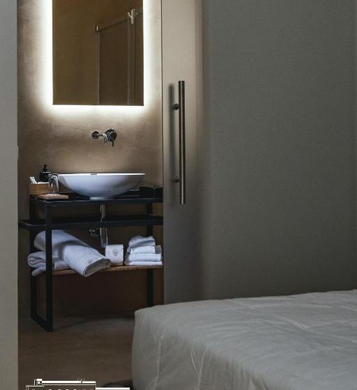 غرفة قياسية رباعية, Palazzo Santamarina Luxury Suite & Spa