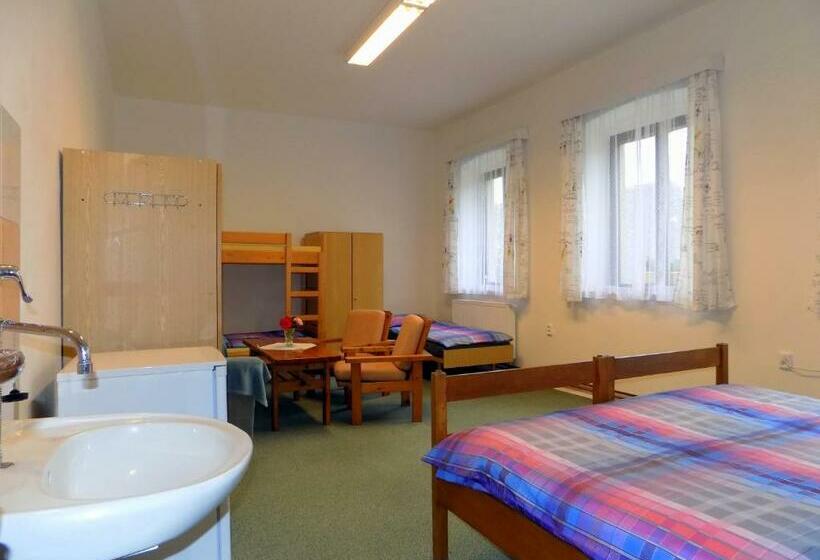 패밀리 룸, Prázdninový Dům Sloup   Sloup V čechách