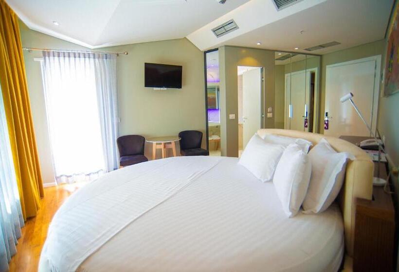 デラックスルーム, Bougainville Bay