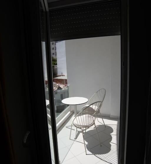 デラックスルーム, Bougainville Bay