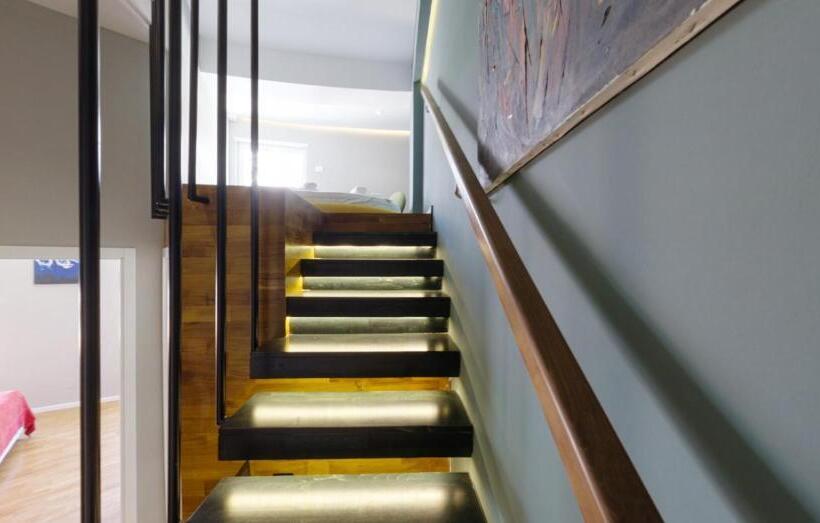 スーペリアースイート, Bougainville Bay