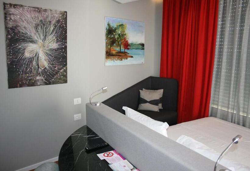 片側に海が見えるデラックスルーム, Bougainville Bay