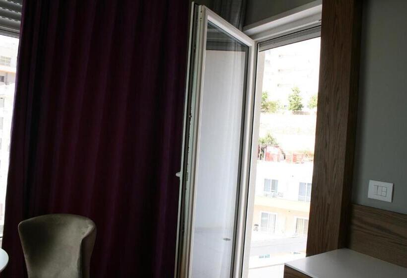 片側に海が見えるデラックスルーム, Bougainville Bay