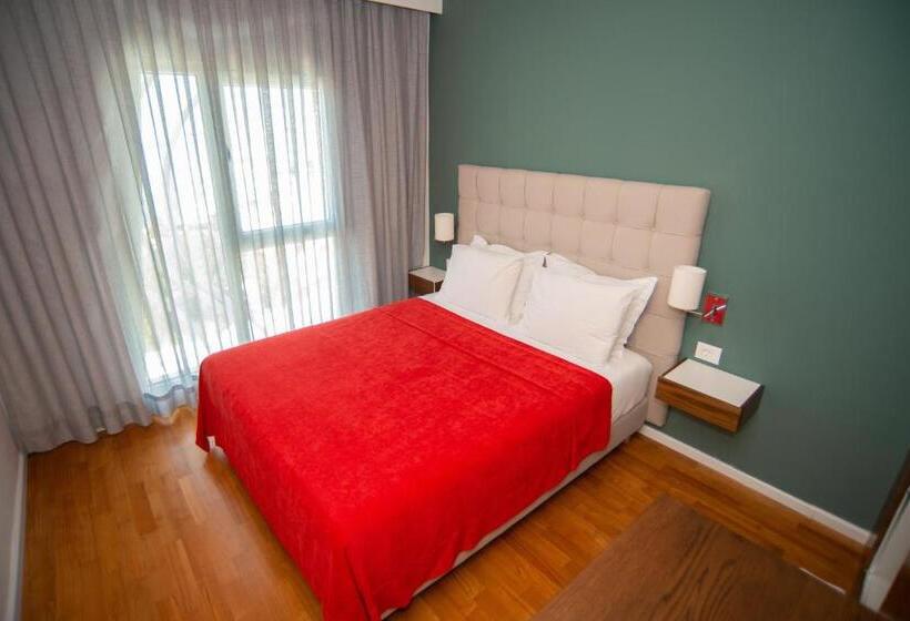 メゾネットスイート, Bougainville Bay