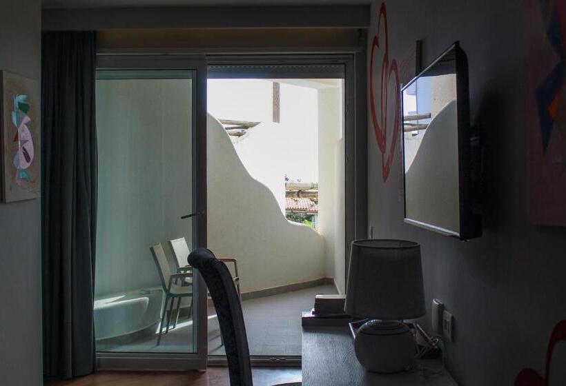 バルコニー付きスタンダードルーム, Bougainville Bay