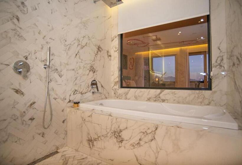 オーシャンビュースーペリアースイート, Bougainville Bay