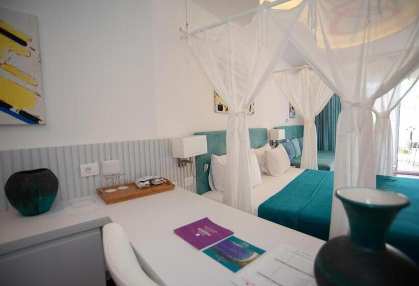 ガーデンビュースタンダードルーム, Bougainville Bay