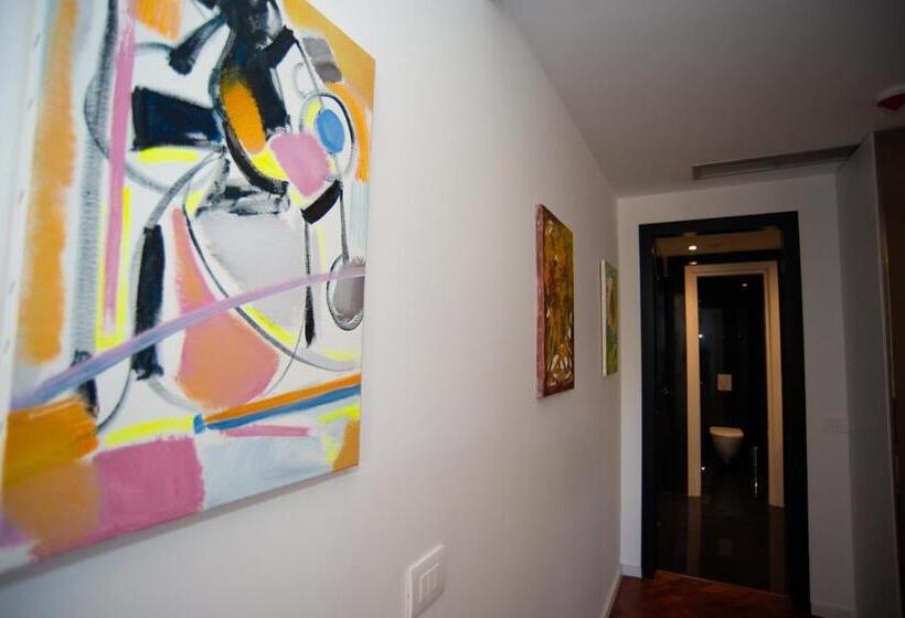 ガーデンビュースタンダードルーム, Bougainville Bay