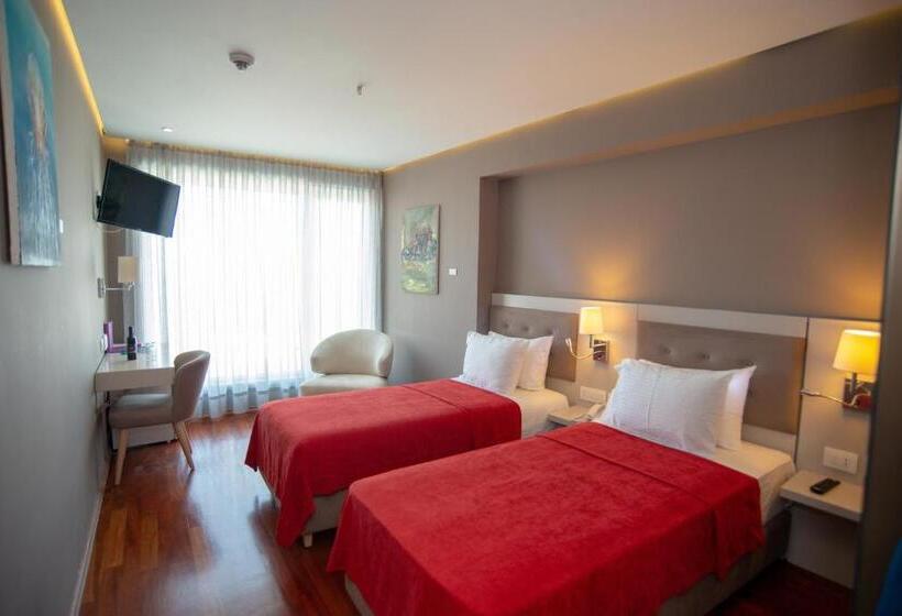 オーシャンビュースタンダードルーム, Bougainville Bay