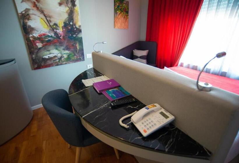 オーシャンビューデラックスルーム, Bougainville Bay