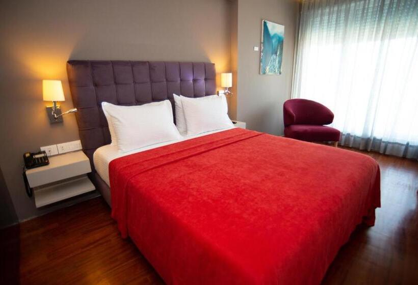 オーシャンビュースタンダードルーム, Bougainville Bay