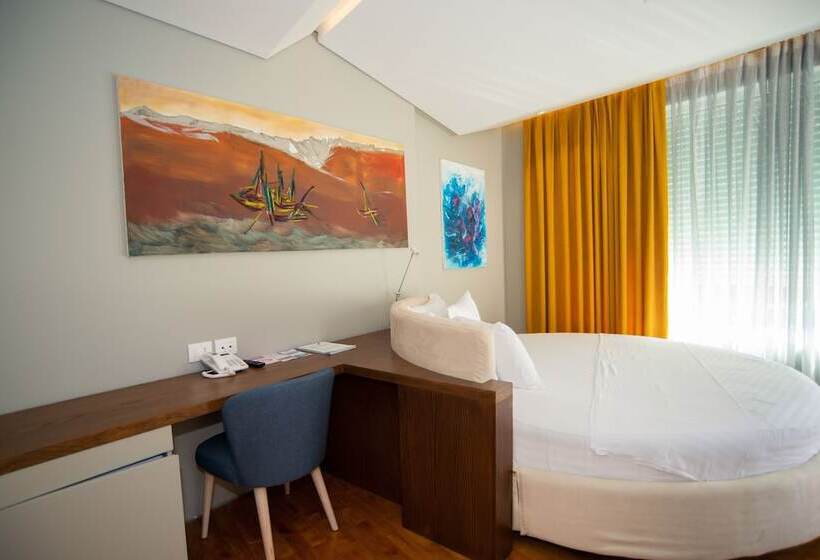 デラックスルーム, Bougainville Bay