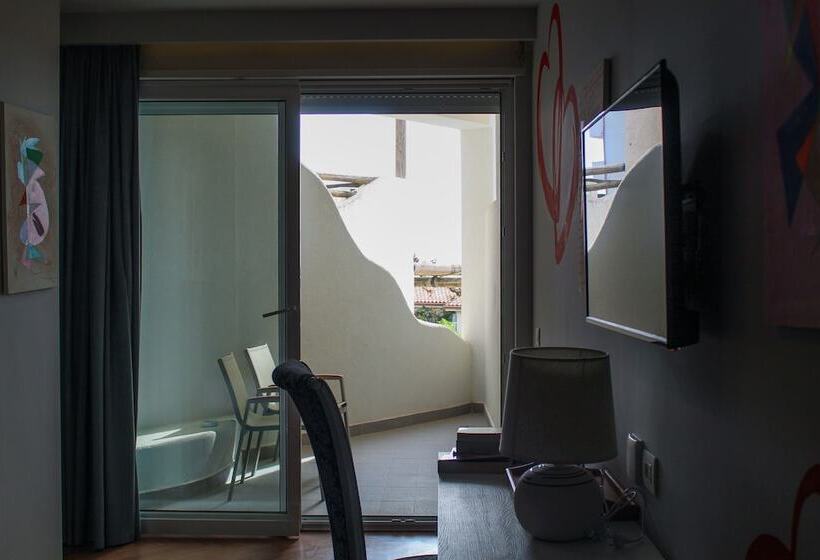 バルコニー付きスタンダードルーム, Bougainville Bay