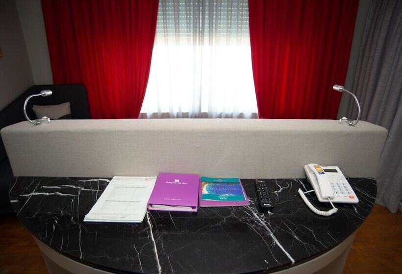 オーシャンビューデラックスルーム, Bougainville Bay