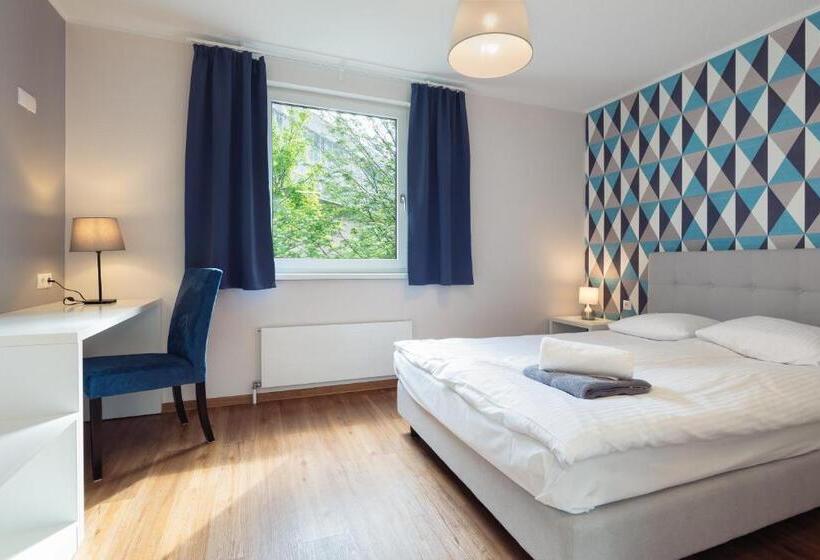 스탠다드 룸, Hostel Marmota