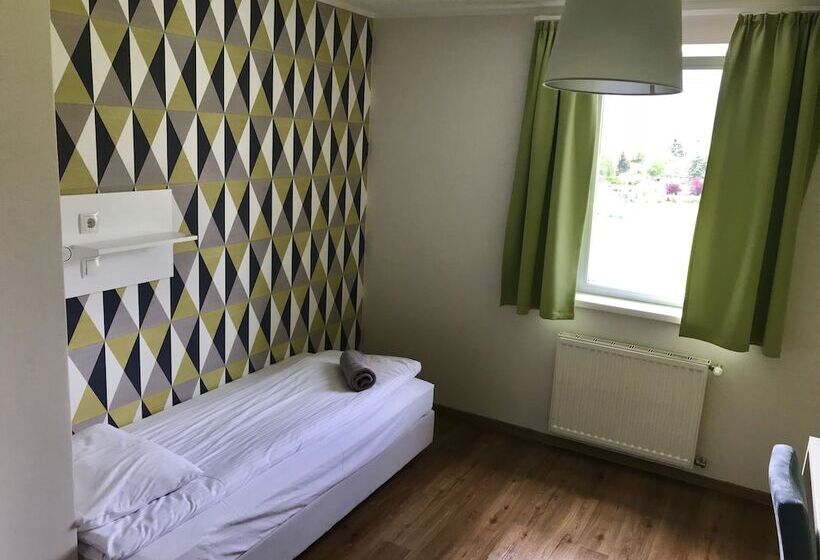 Номер Стандарт Индивидуальный, Hostel Marmota