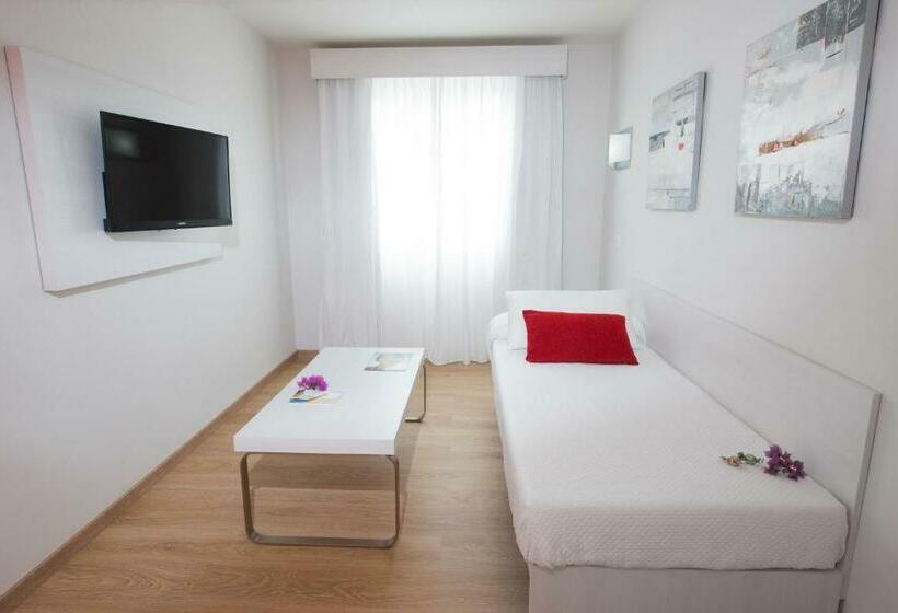 Полулюкс, Aequora Lanzarote Suites