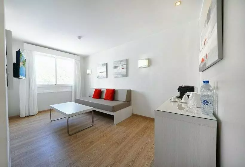 سوییت جونیور, Aequora Lanzarote Suites