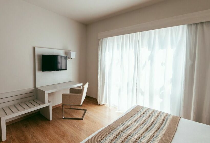 Полулюкс, Aequora Lanzarote Suites