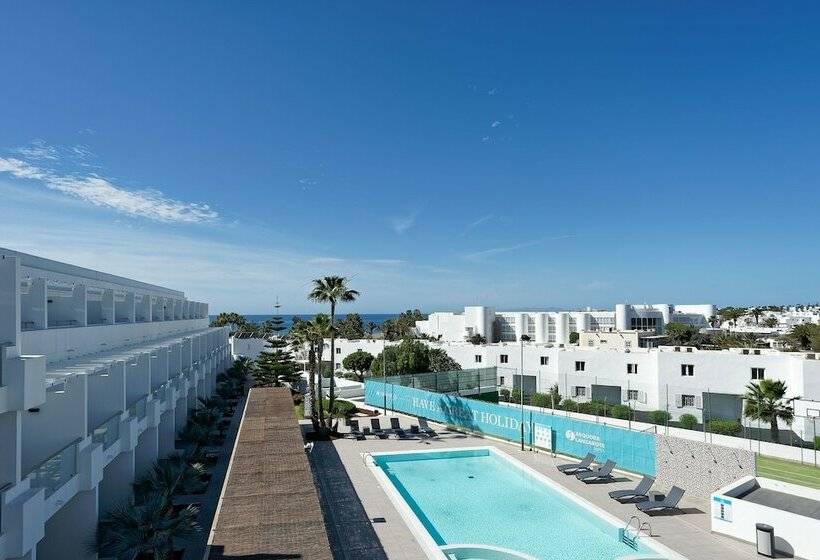 Полулюкс, Aequora Lanzarote Suites