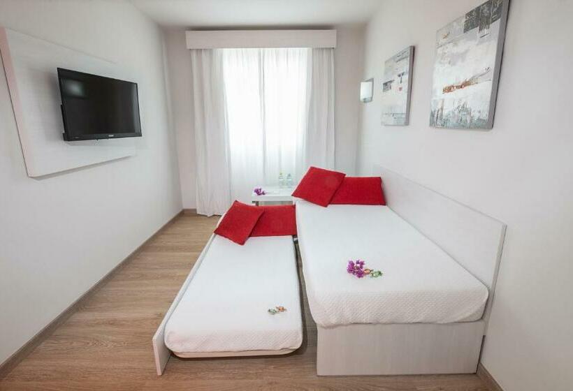 Семейный Полулюкс, Aequora Lanzarote Suites