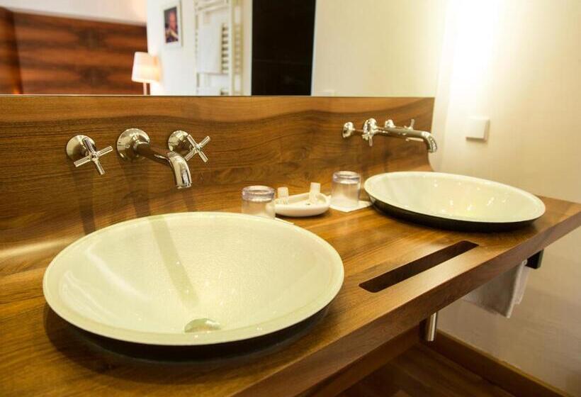 חדר סופריור, Brauhaus Breznik