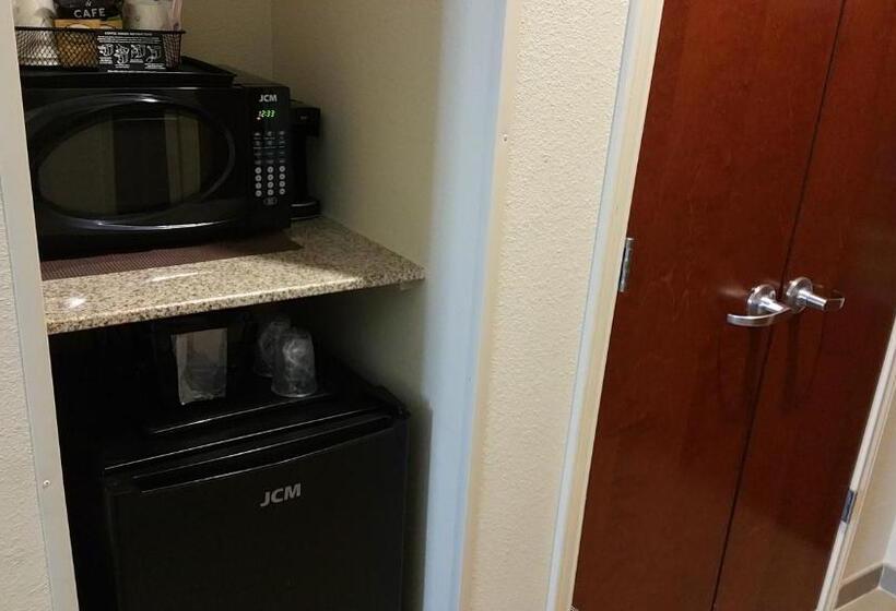 キングサイズベッドのスイートルーム, Comfort Inn & Suites Lakeside