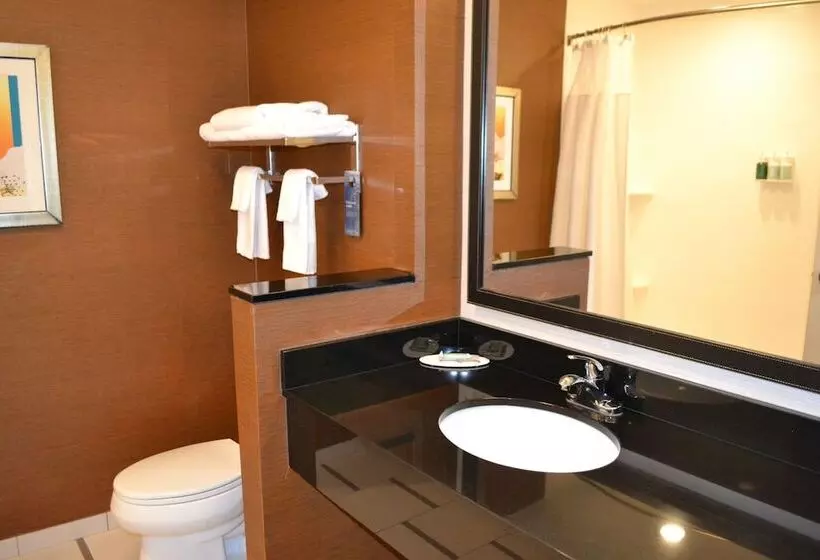 ２ダブルベッドのスタンダードルーム, Fairfield Inn & Suites By Marriott Fort Walton Beach West Destin