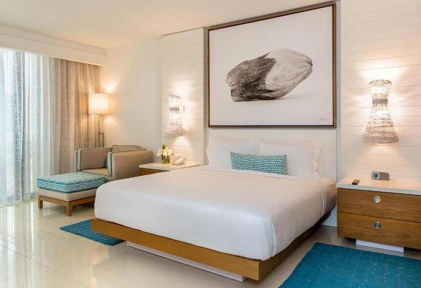 اتاق استاندارد با بالکن و چشم‌انداز دریا, Grand Hyatt Baha Mar