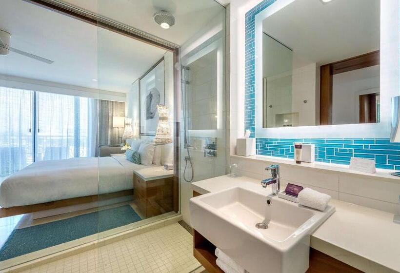اتاق استاندارد با بالکن و چشم‌انداز دریا, Grand Hyatt Baha Mar