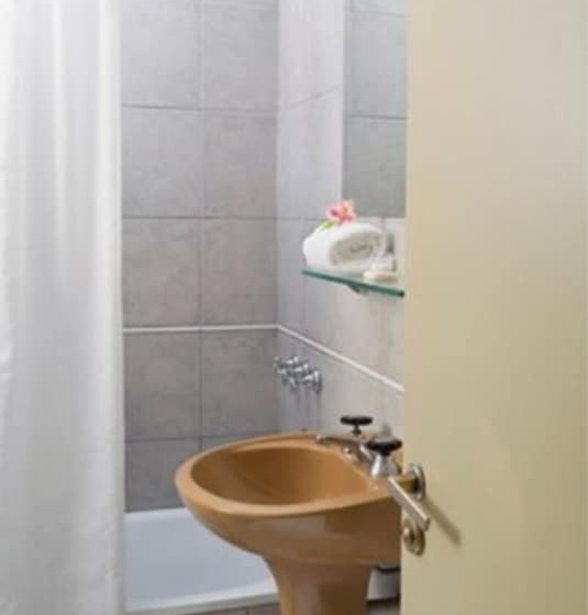 غرفة قياسية, Internacional