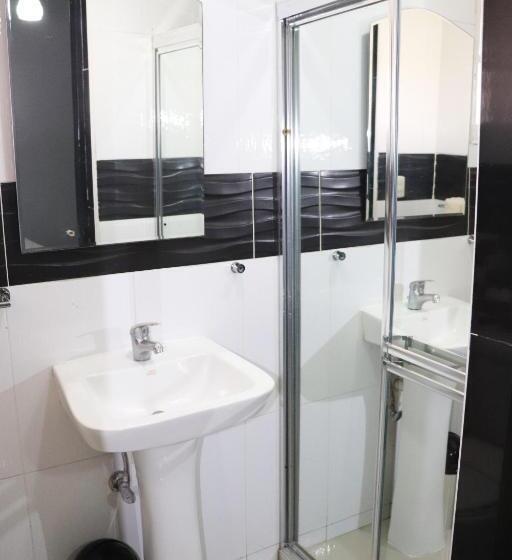 اتاق استاندارد, Merey