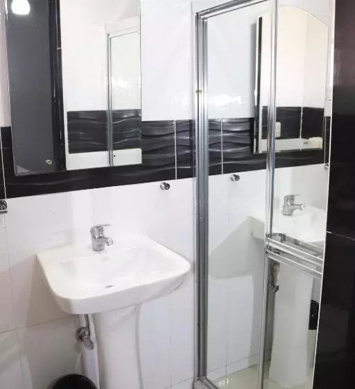 اتاق استاندارد, Merey