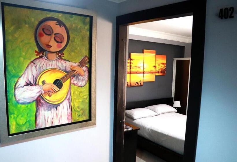 اتاق سوپریور سه تخته, Merey