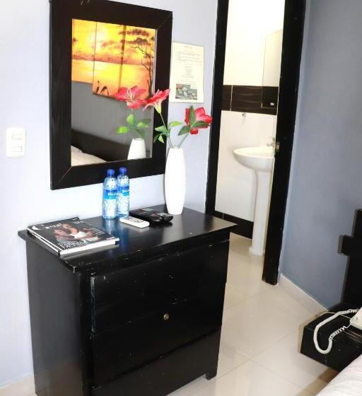 اتاق سوپریور سه تخته, Merey