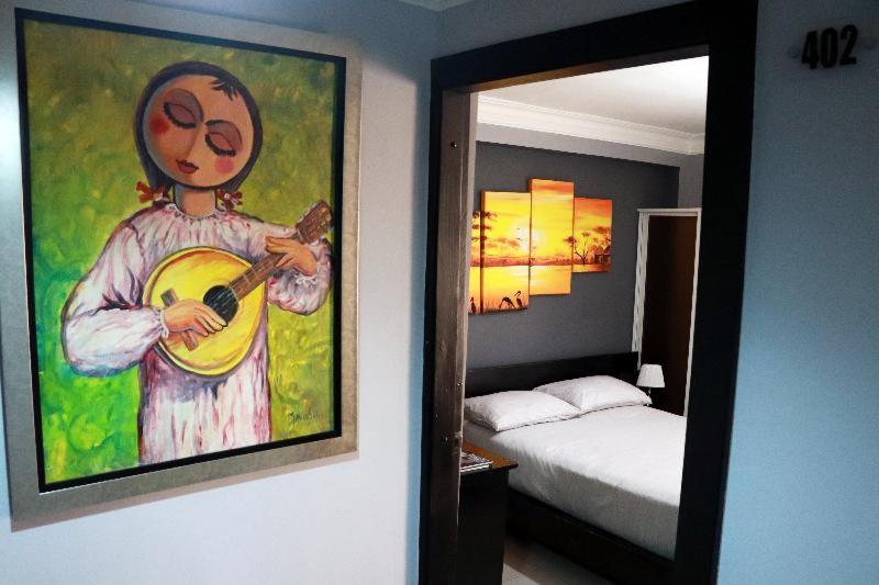 اتاق استاندارد, Merey