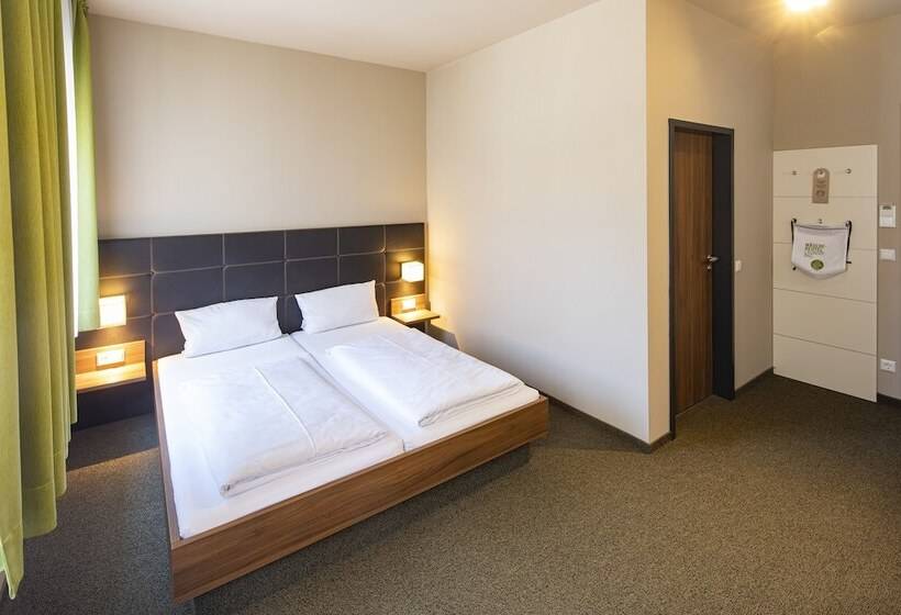 スタンダードルーム, Joesepp´s Hotel Am Hallhof