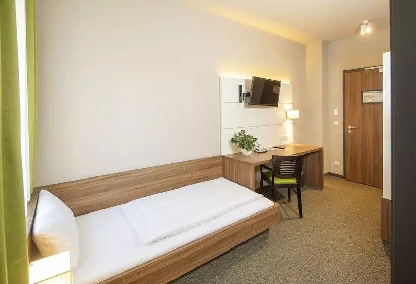 اتاق استاندارد یک نفره, Joesepp´s Hotel Am Hallhof