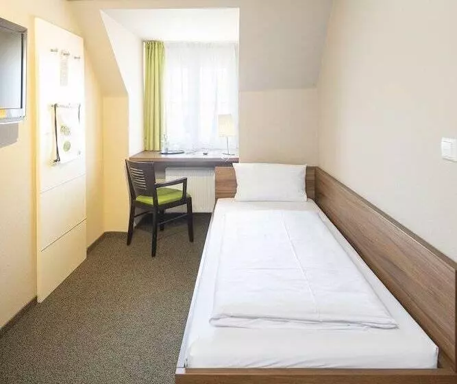 اتاق اکونومی یک تخته, Joesepp´s Hotel Am Hallhof