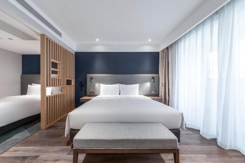 سوییت سوپریور, Kings Park