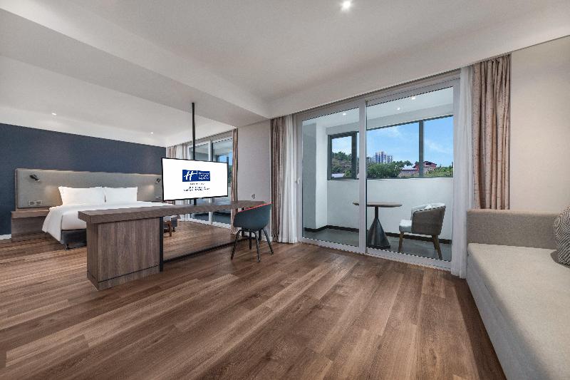 سوییت سوپریور, Kings Park