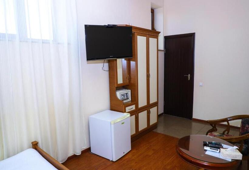 اتاق استاندارد, Sd David