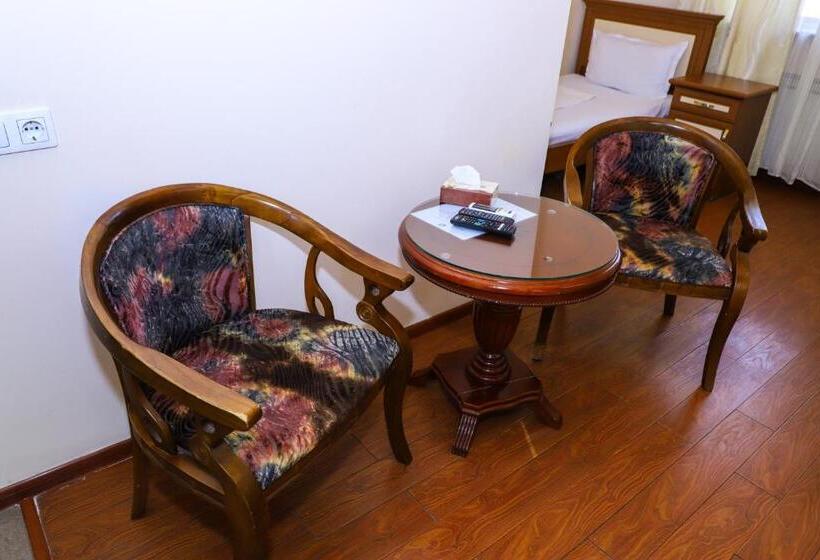 اتاق استاندارد, Sd David