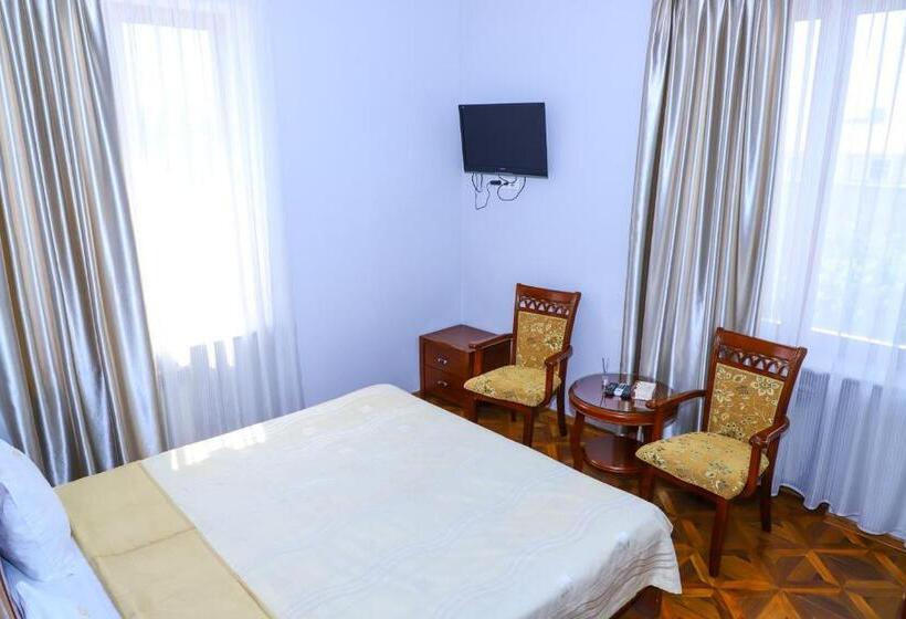 اتاق استاندارد, Sd David